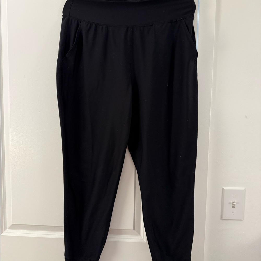 Old Navy Black High-Rise Jogger